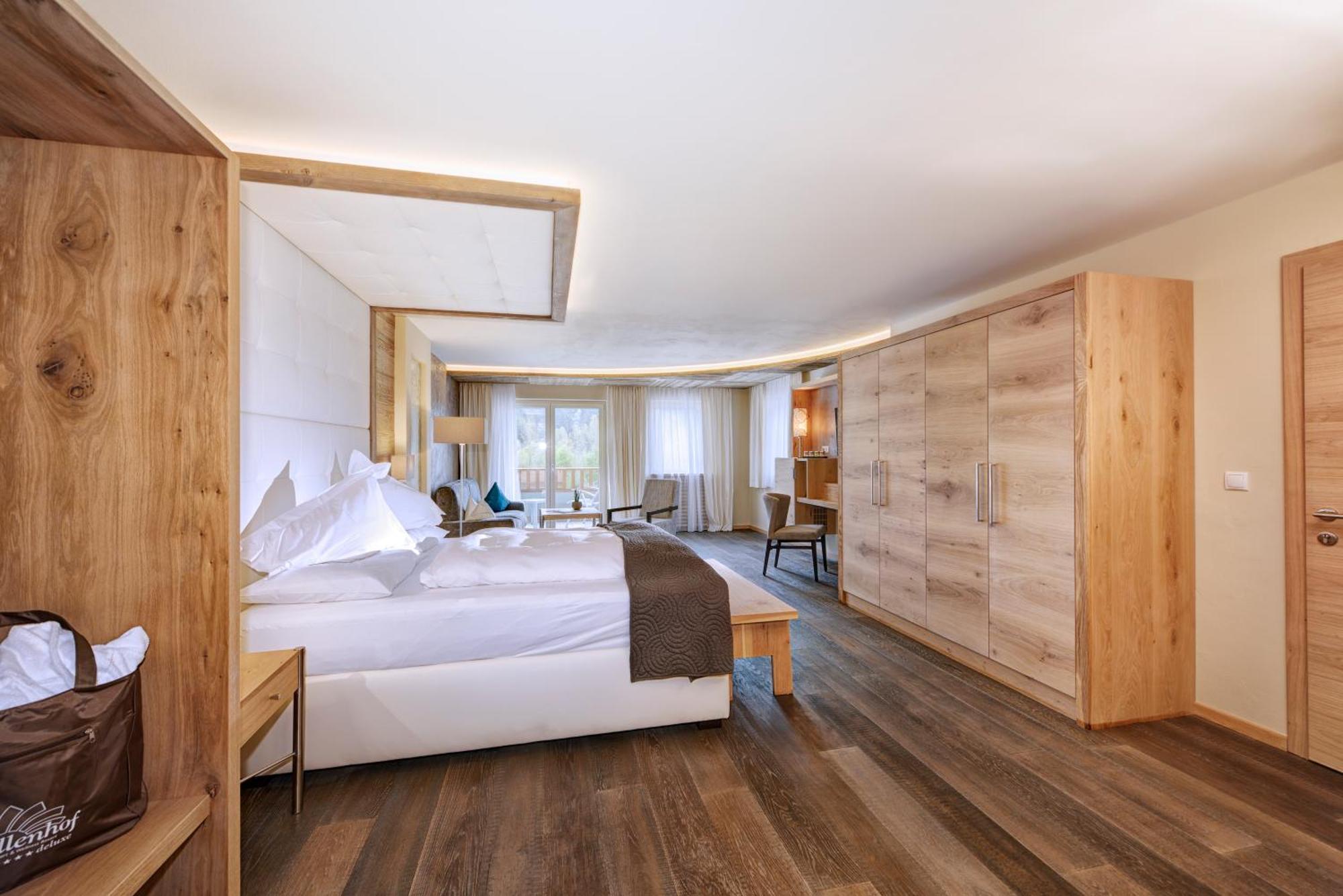 Quellenhof Luxury Resort Passeier San Martino in Passiria Esterno foto